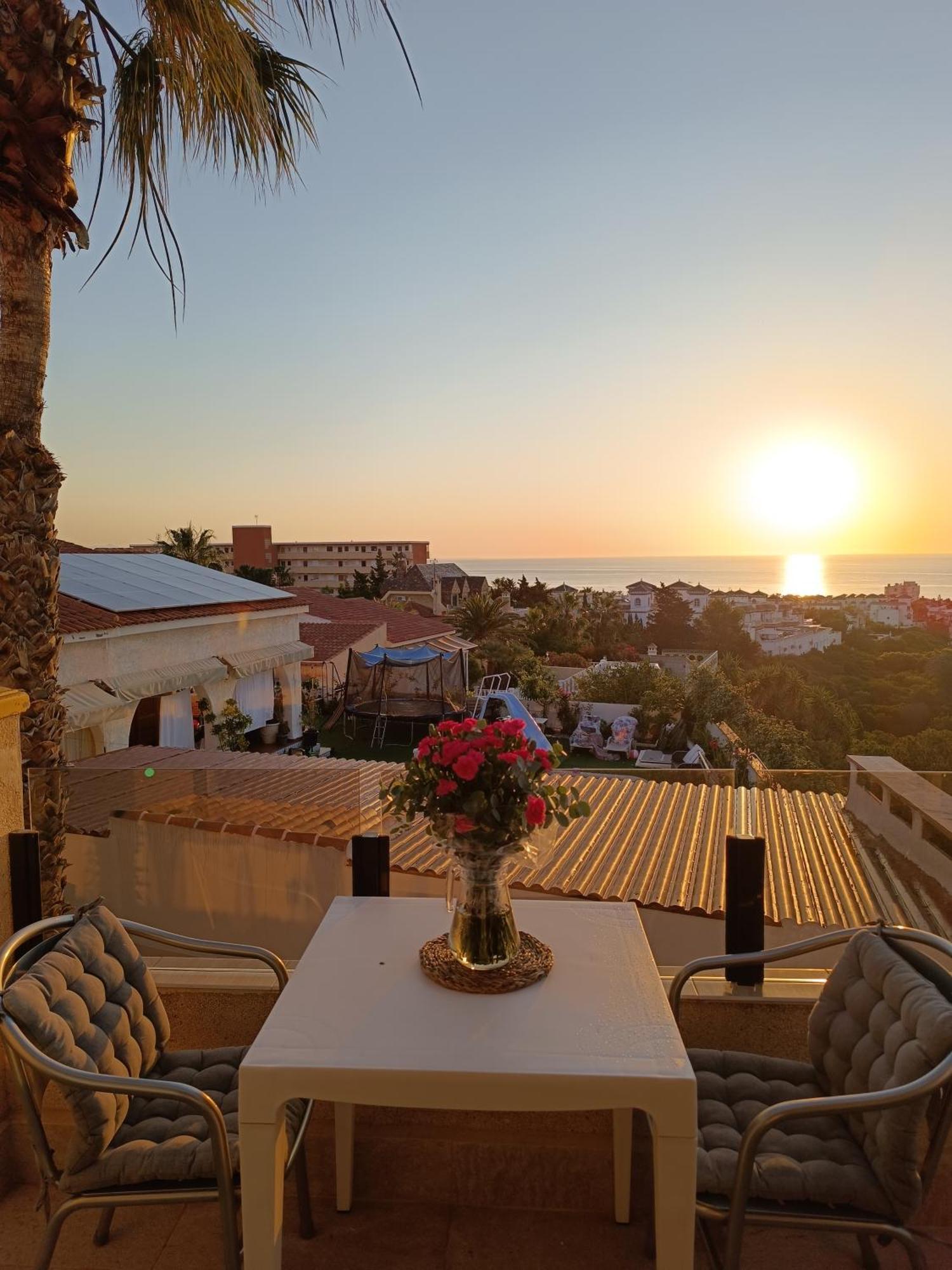 Rising Sun Bungalow Torrevieja Exteriér fotografie